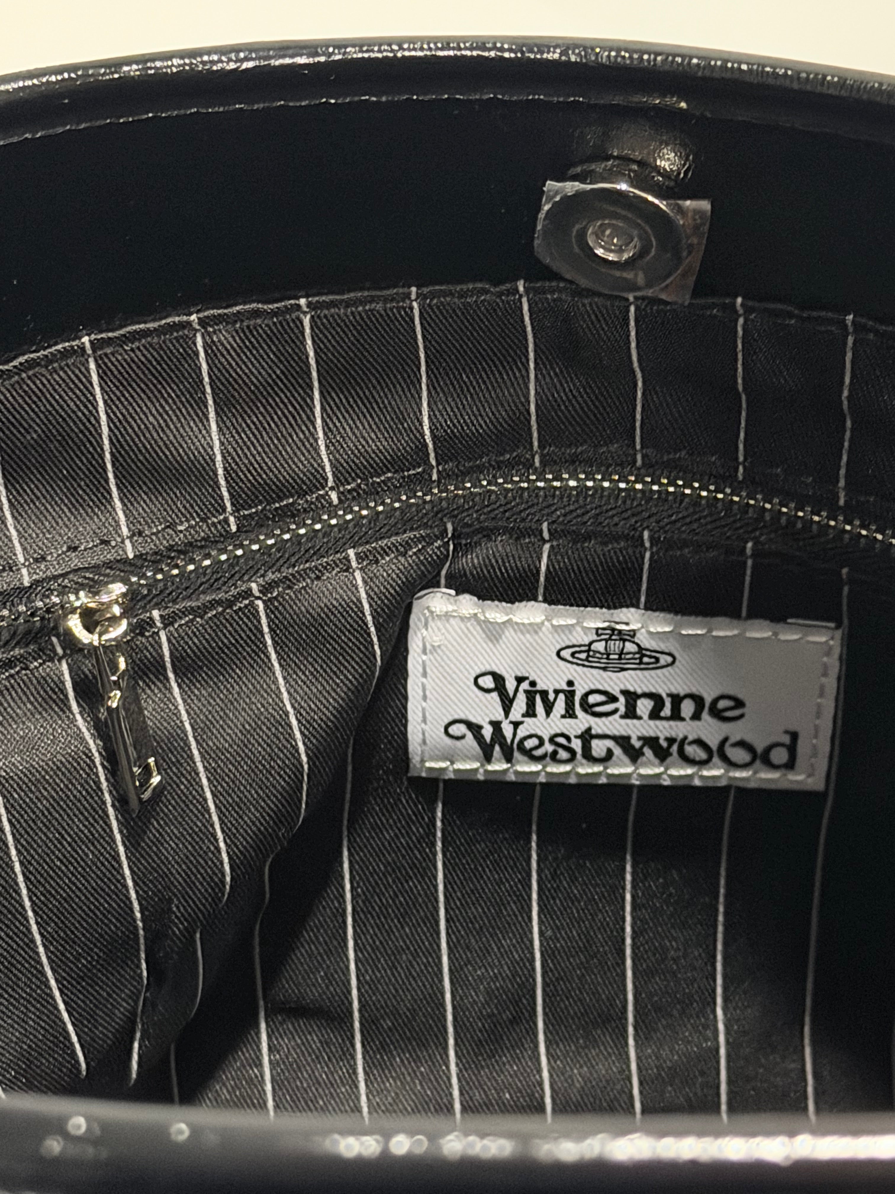 VW Maxime Large Shoulder Bag - Black