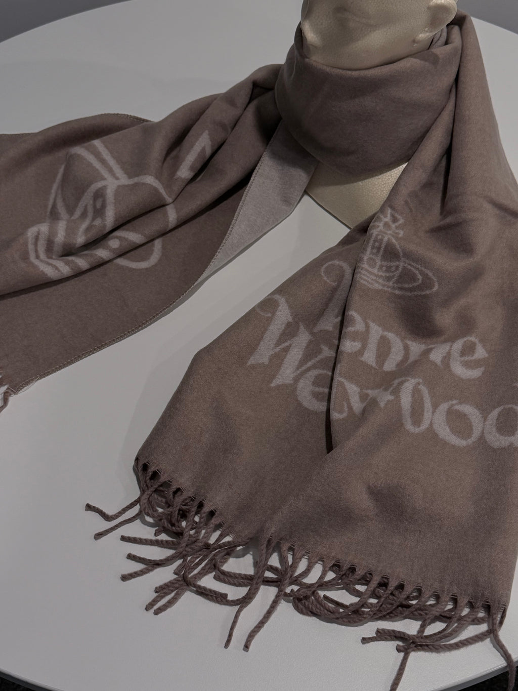 VW Single Orb And Lettering Scarf - Beige