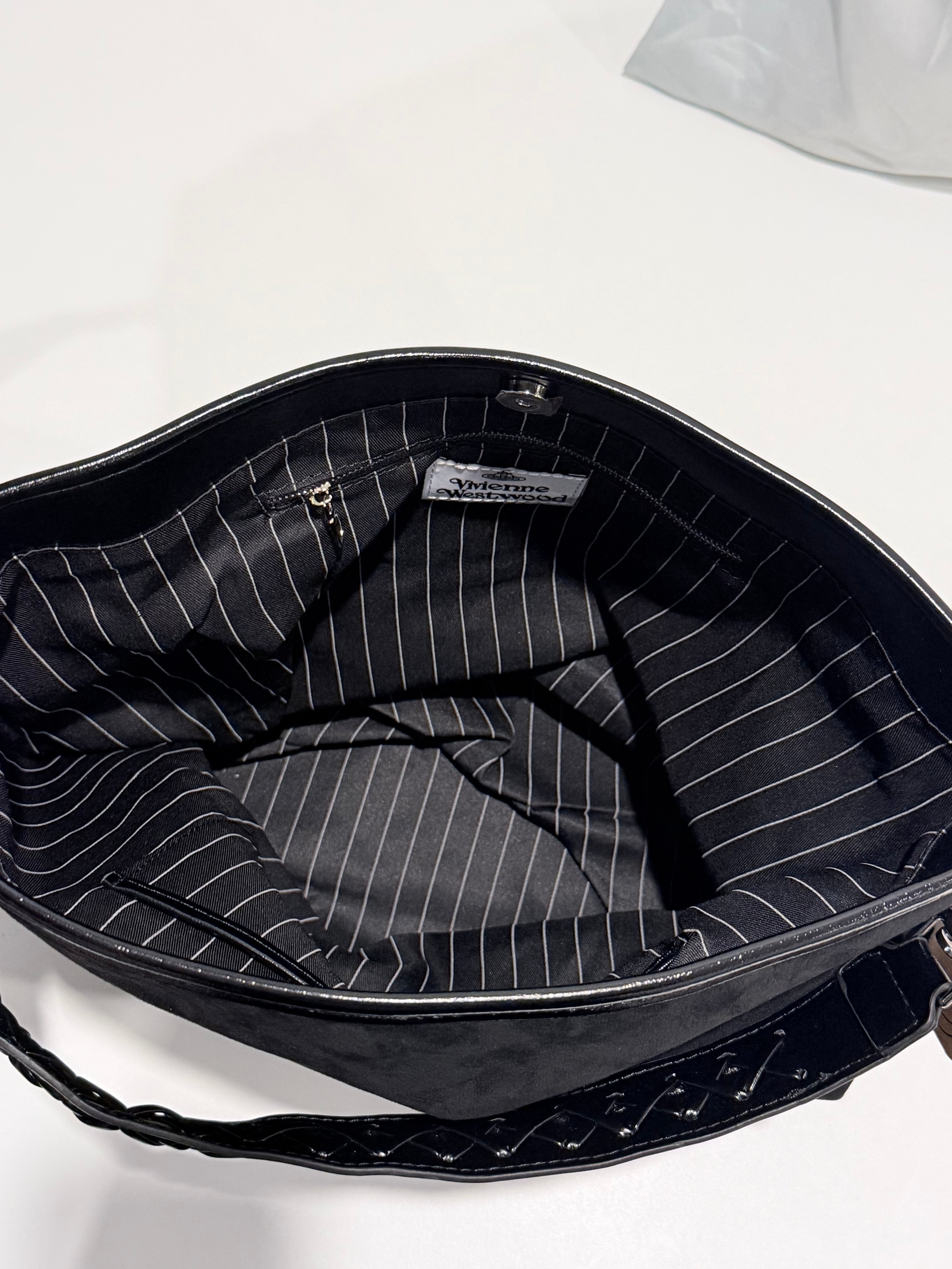 VW Maxime Large Shoulder Bag - Black