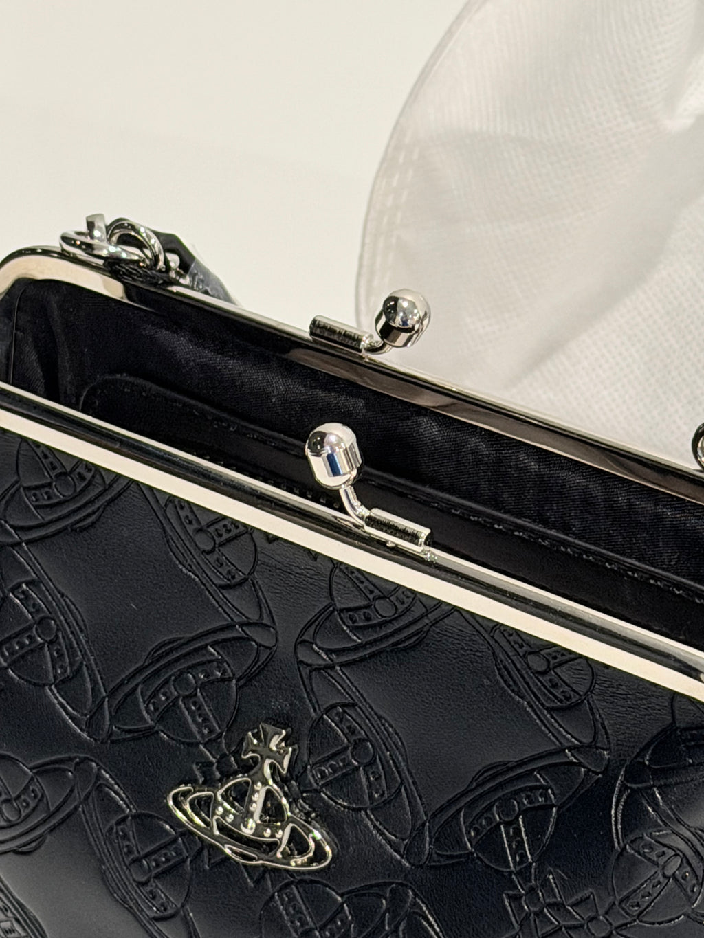 VW Granny Frame Purse - Black Print
