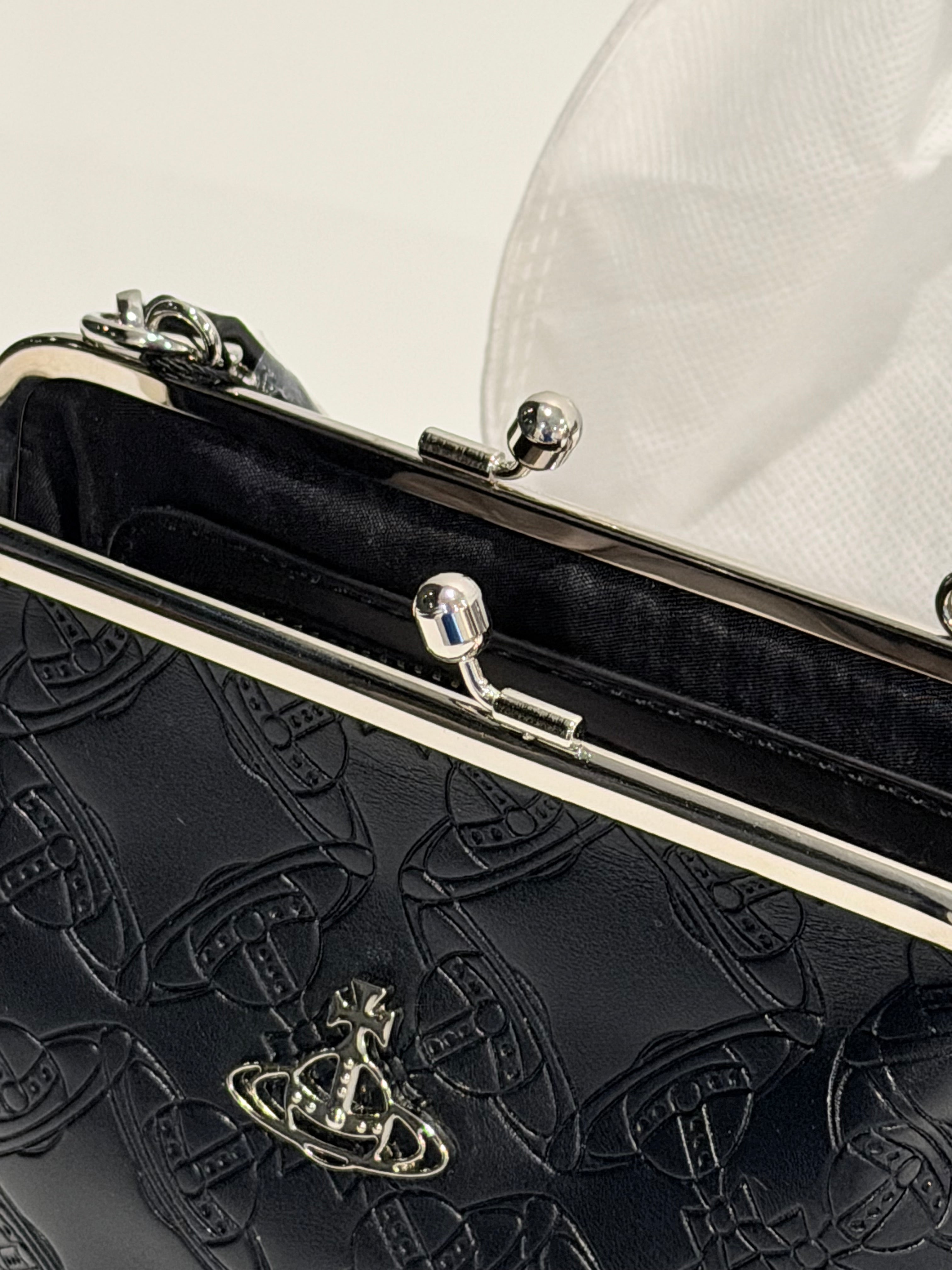 VW Granny Frame Purse - Black Print