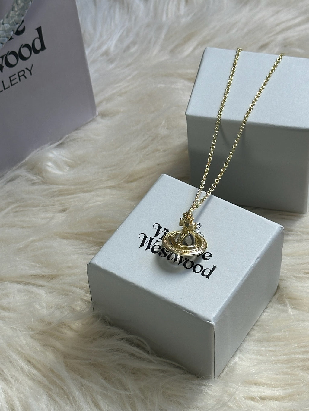 VW Orb Pendant Necklace - Gold