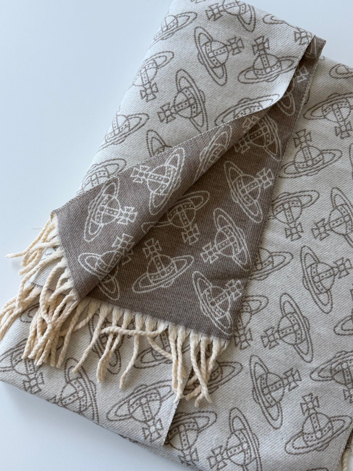 Foulard VW Double Face Imprimé Orb All-Over - Gris