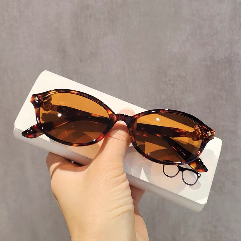 VW Claude Sunglasses - Leopard Brown