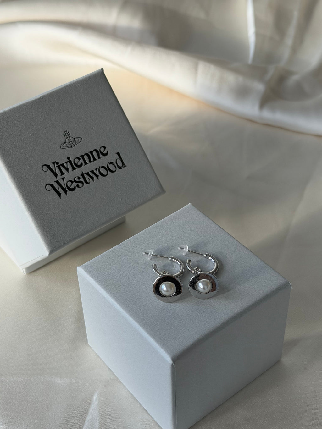 VW Pearl Orb Earrings
