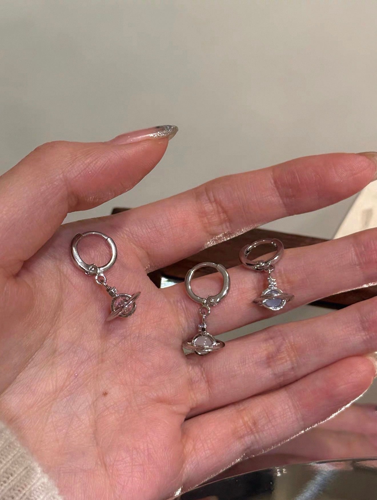 VW Orb Drop Earring Set - Pink