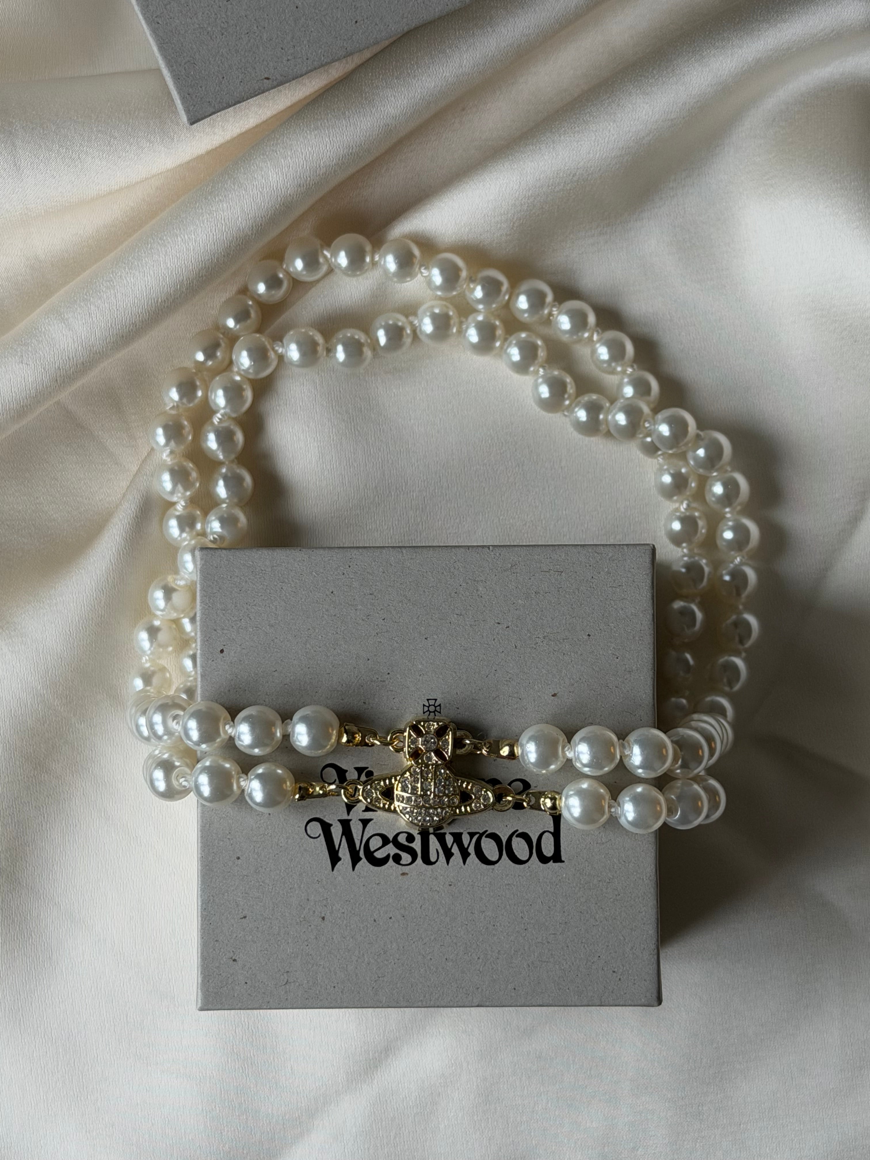 VW Two Row Pearl Bas Relief Choker - Gold