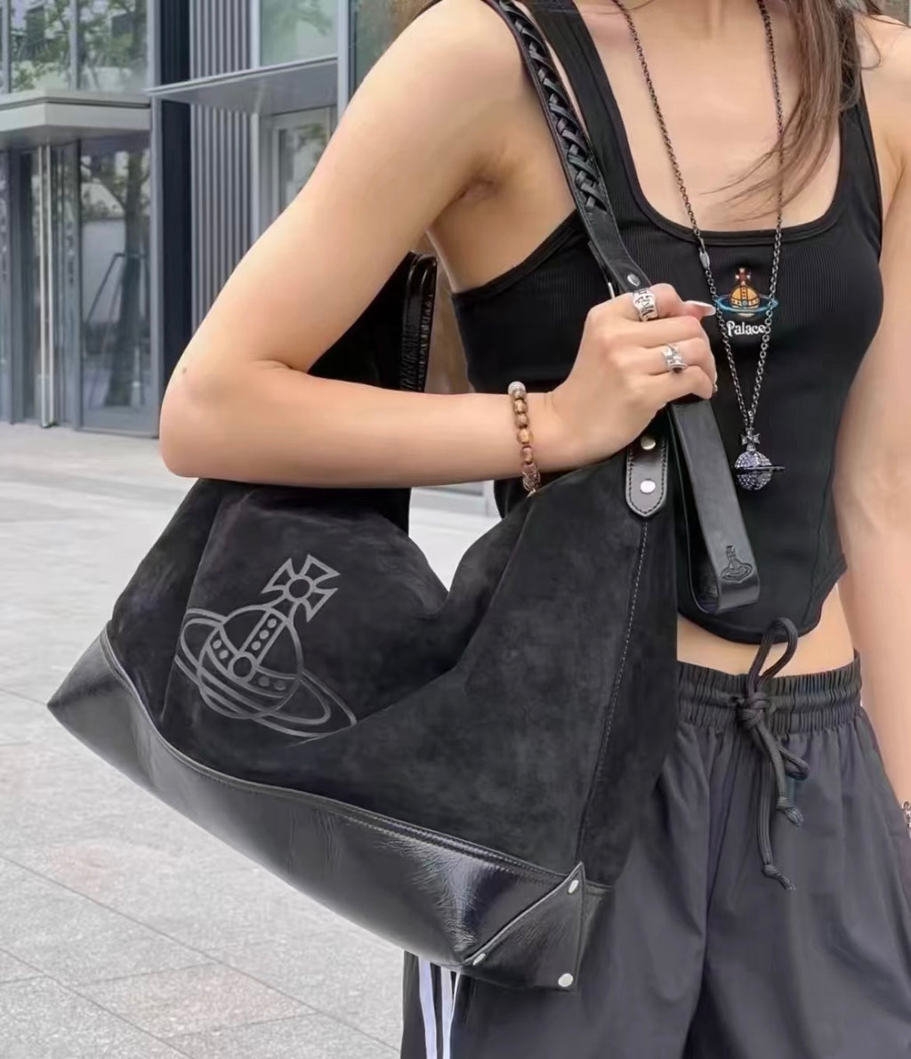 VW Maxime Large Shoulder Bag - Black