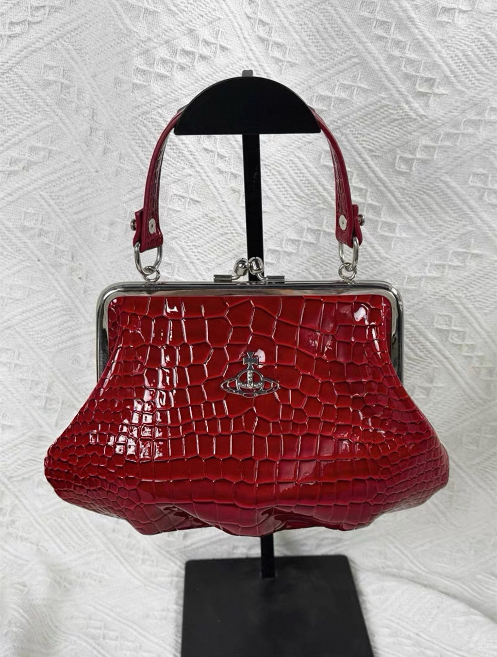 VW Granny Frame Purse - Glossy Red