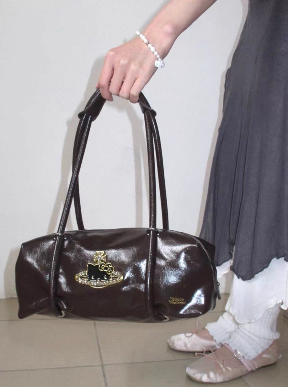 VW Shirley Small Holdall x Kitty