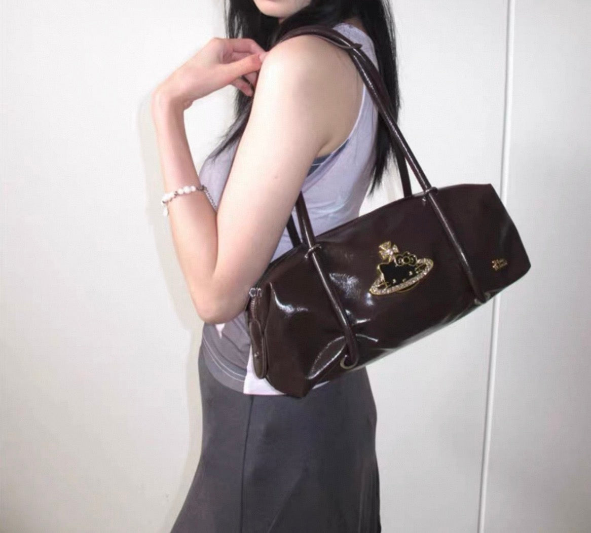 VW Shirley Small Holdall x Kitty