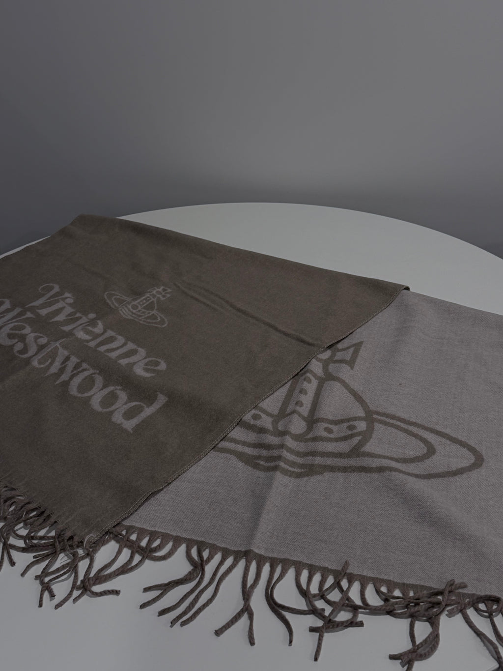 VW Single Orb And Lettering Scarf - Beige