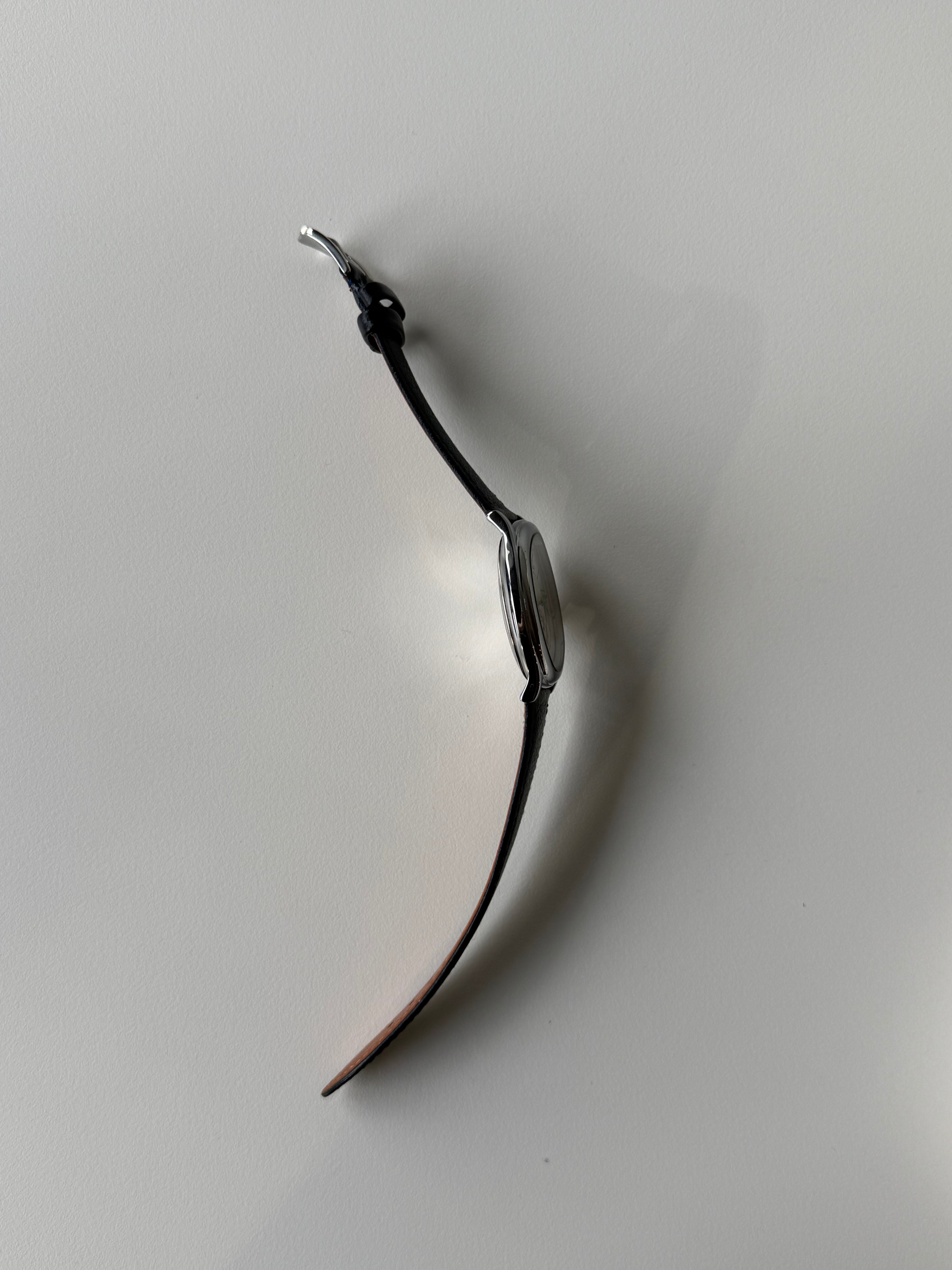 Vintage-Inspired Sculptural Watch