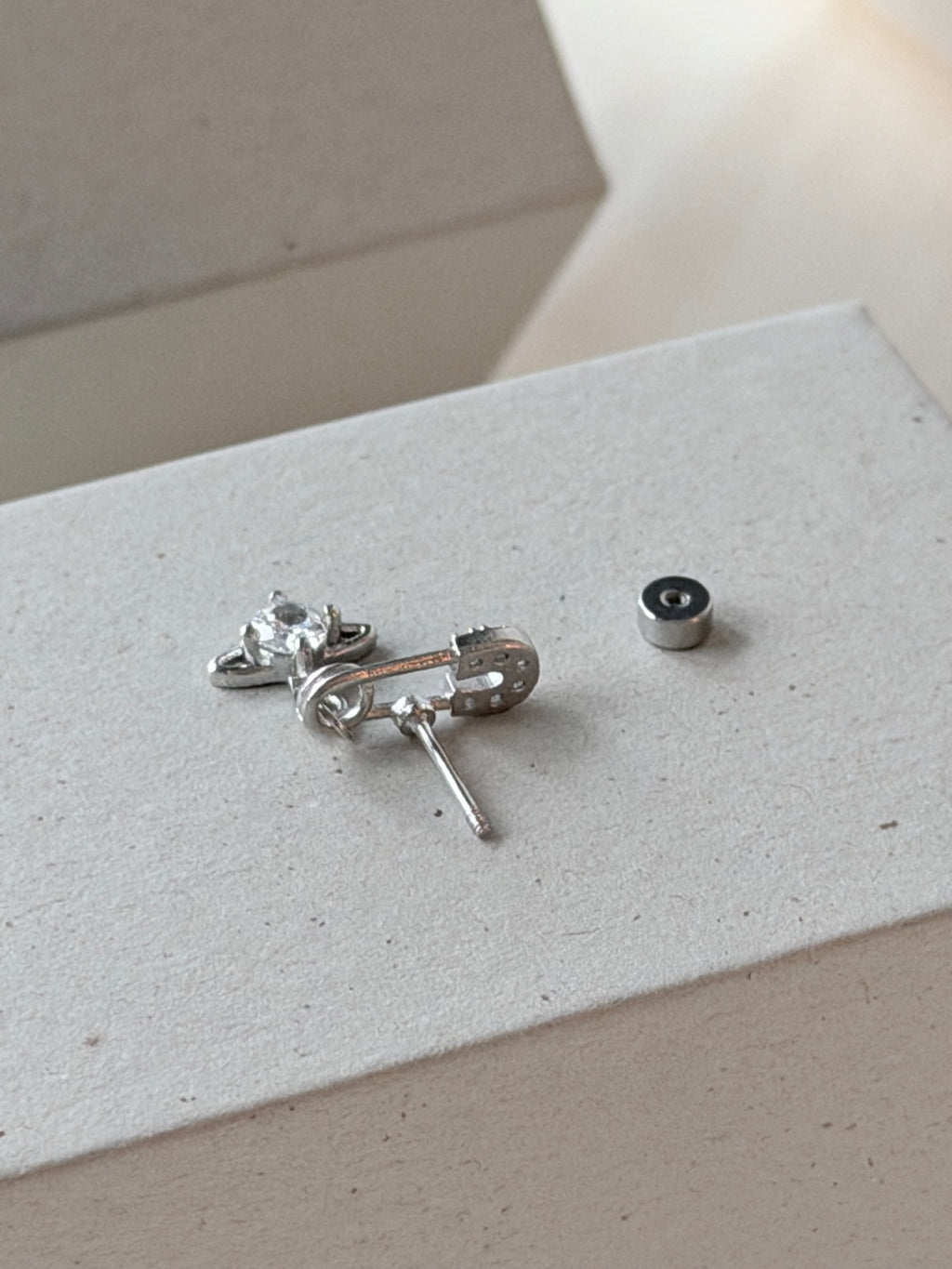 VW Mini Lucrece Earring - Silver