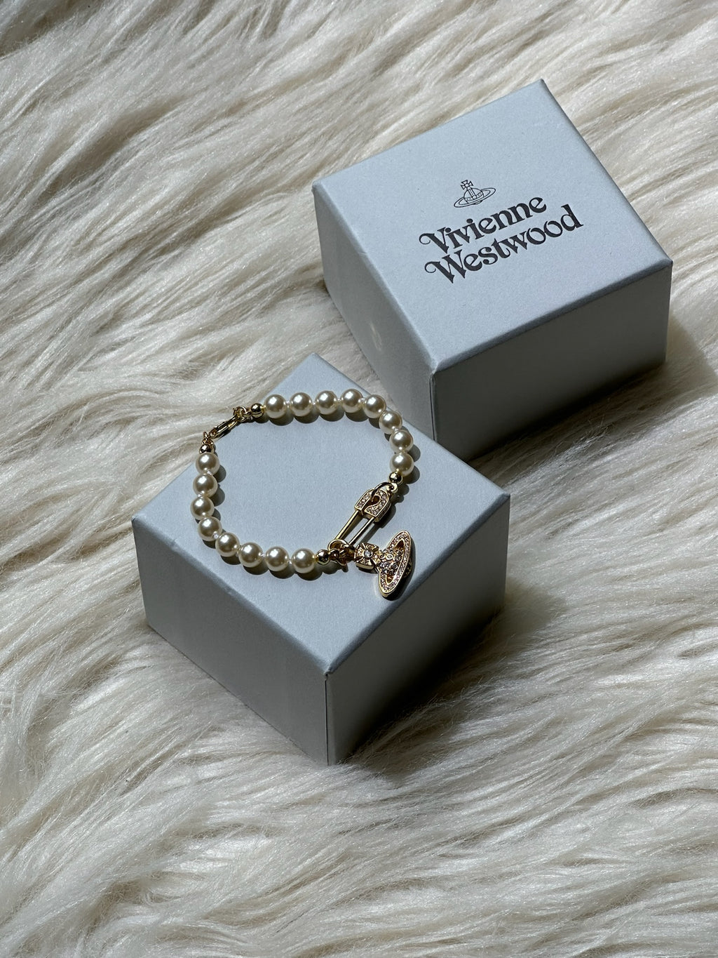 VW Lucrece Pearl Bracelet - Gold