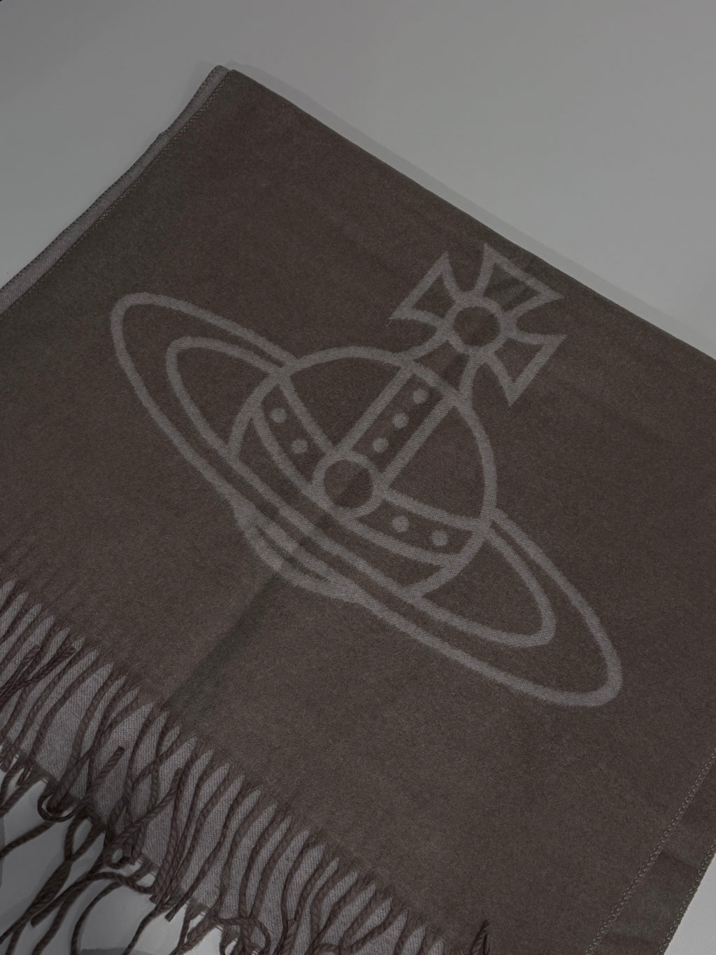 VW Single Orb And Lettering Scarf - Beige