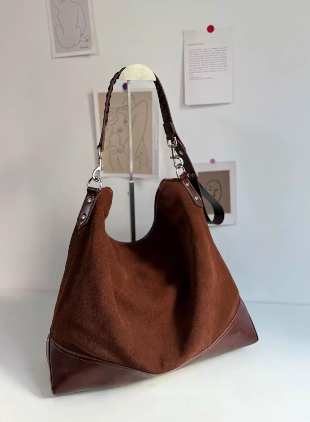 VW Maxime Large Shoulder Bag - Brown