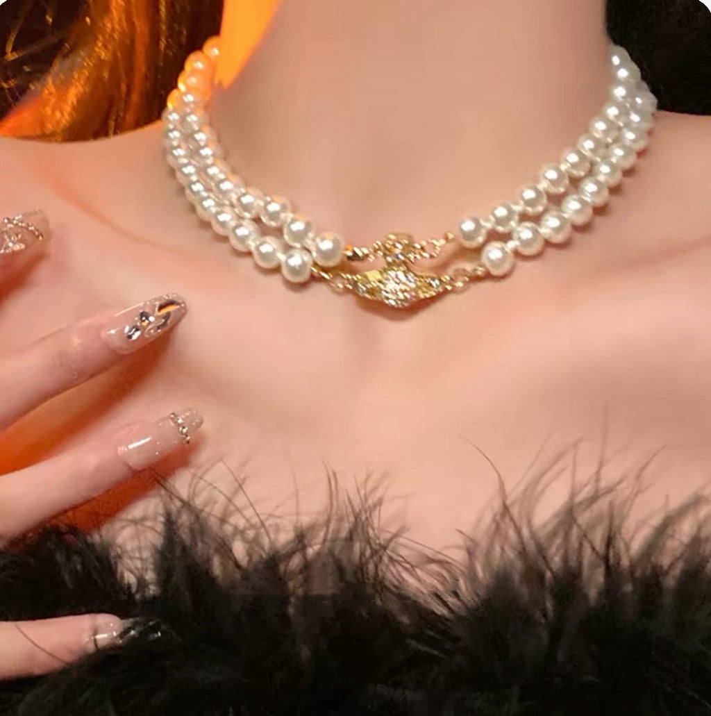 VW Two Row Pearl Bas Relief Choker - Gold