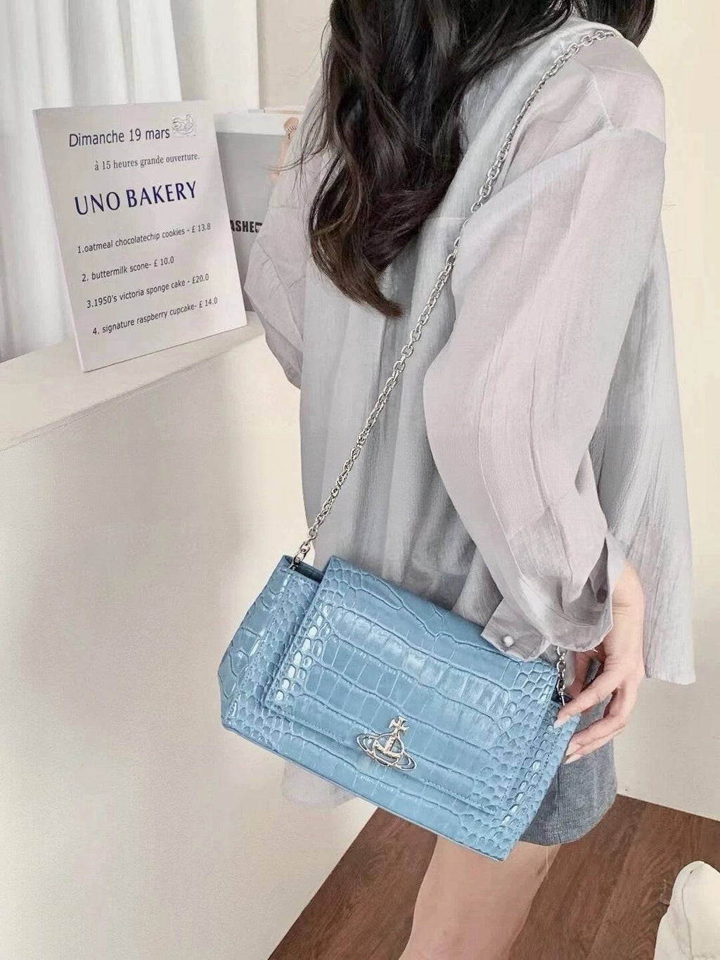 VW Hazel Medium Handbag - Blue