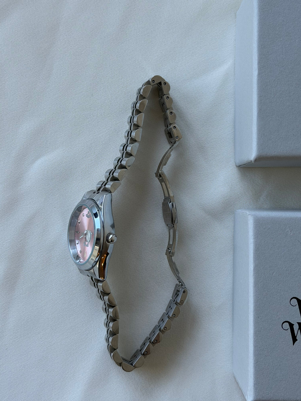 VW Little Camberwell Watch - Pink