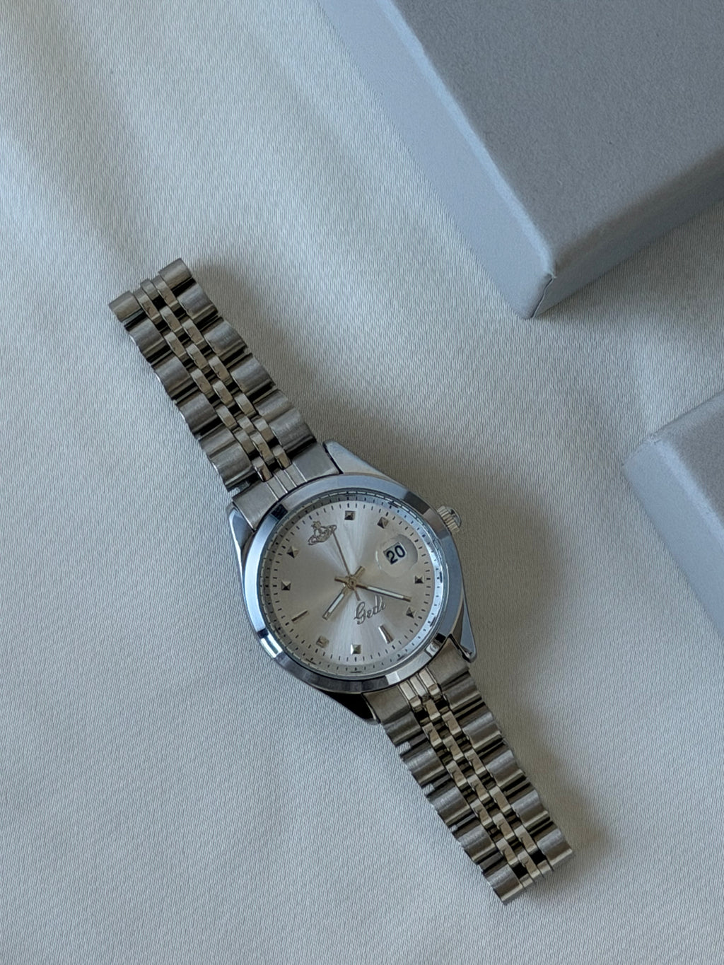 VW Little Camberwell Watch - White