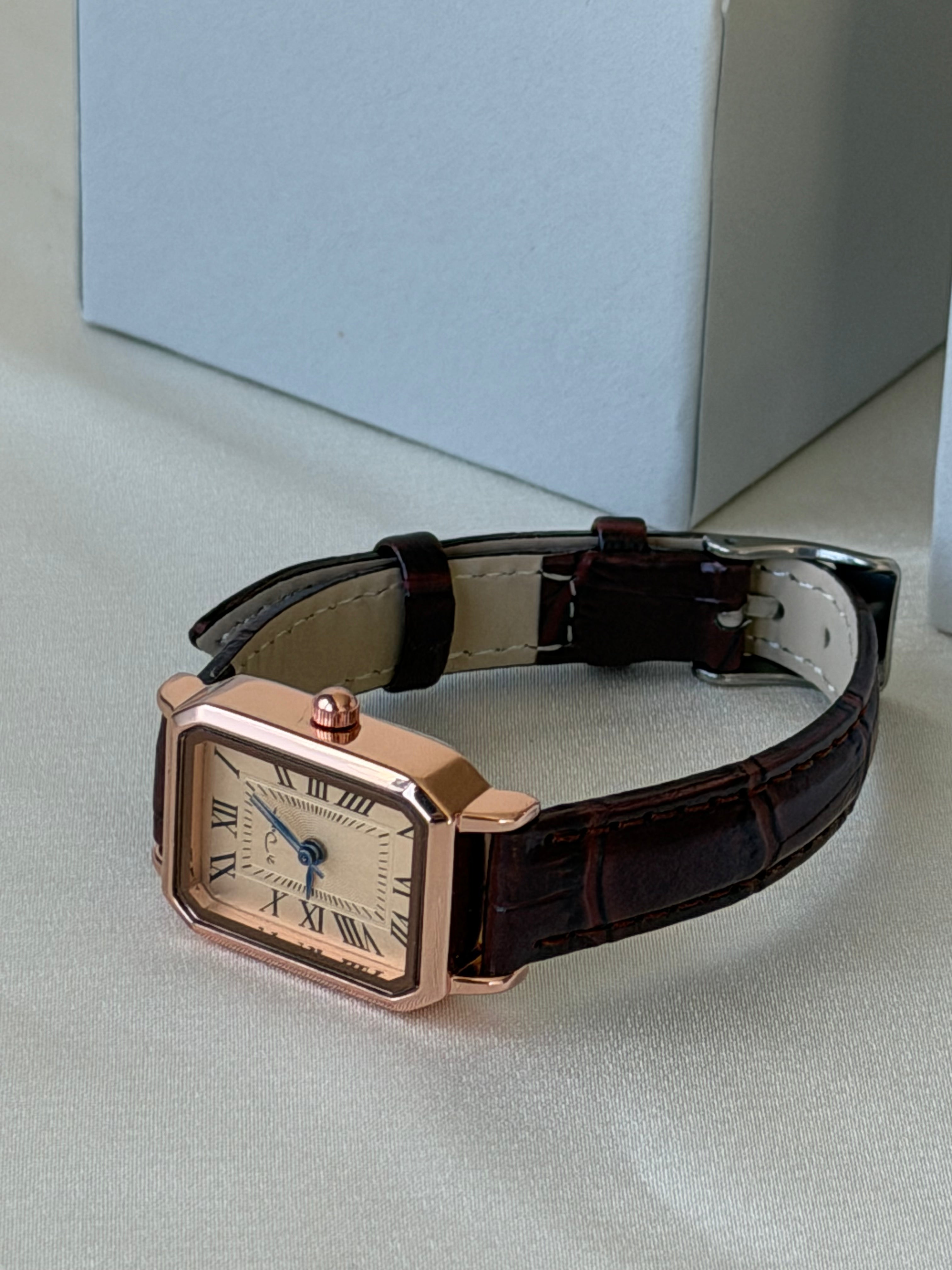 Vintage Roman Square Watch - Brown