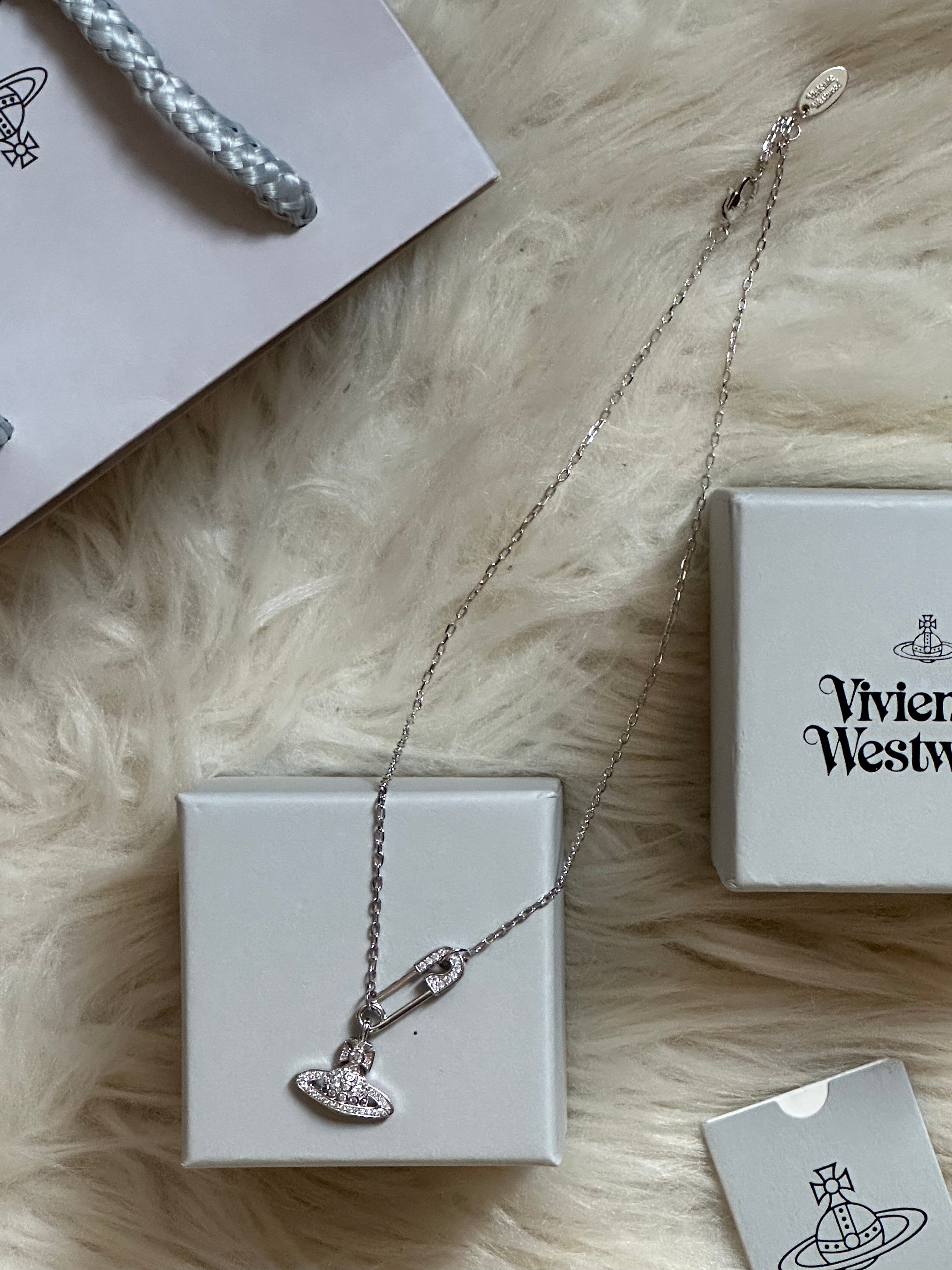 VW Lucrece Pendant Necklace - Silver