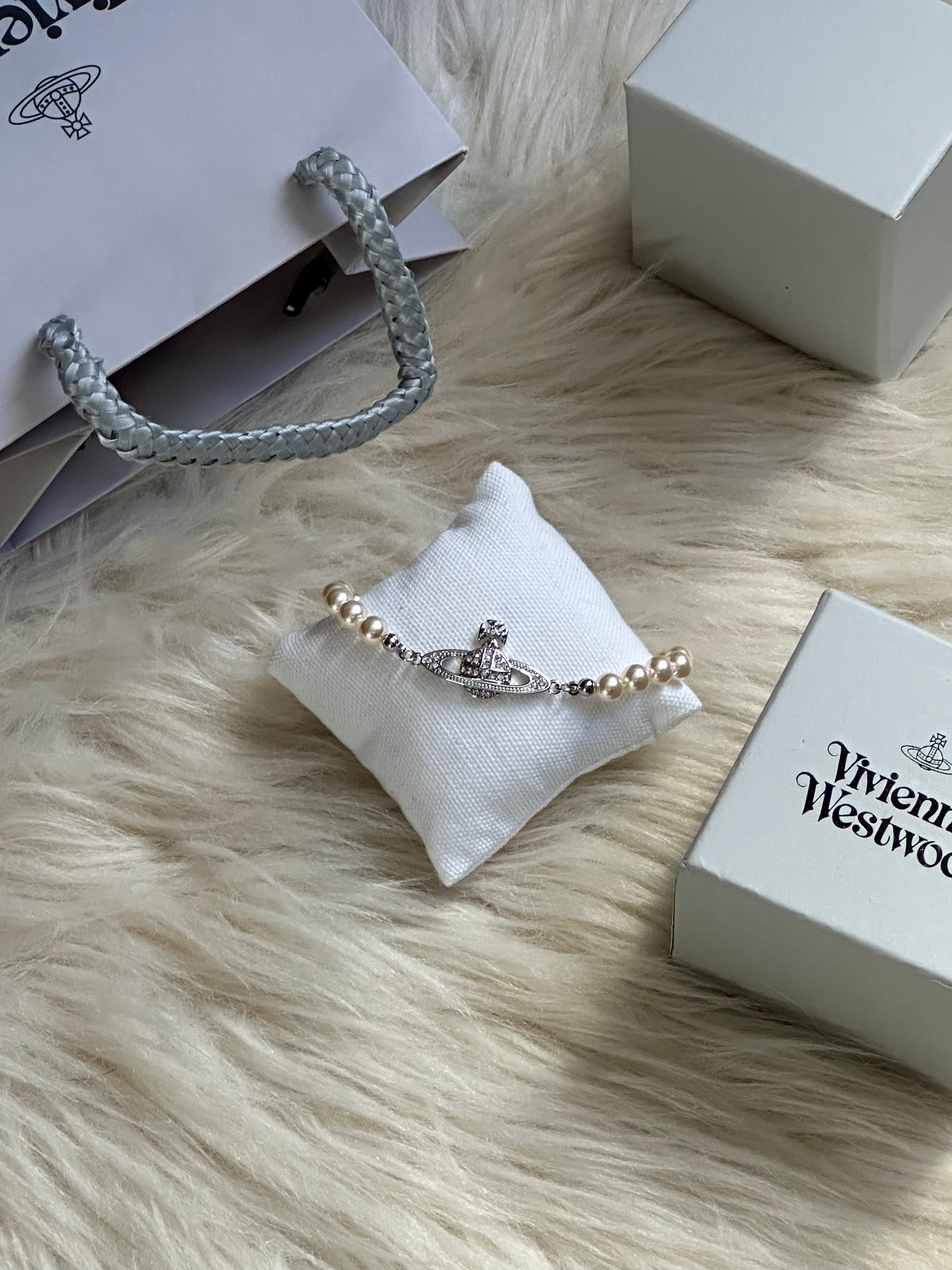 VW Mini Bas Relief Pearl Bracelet - Silver