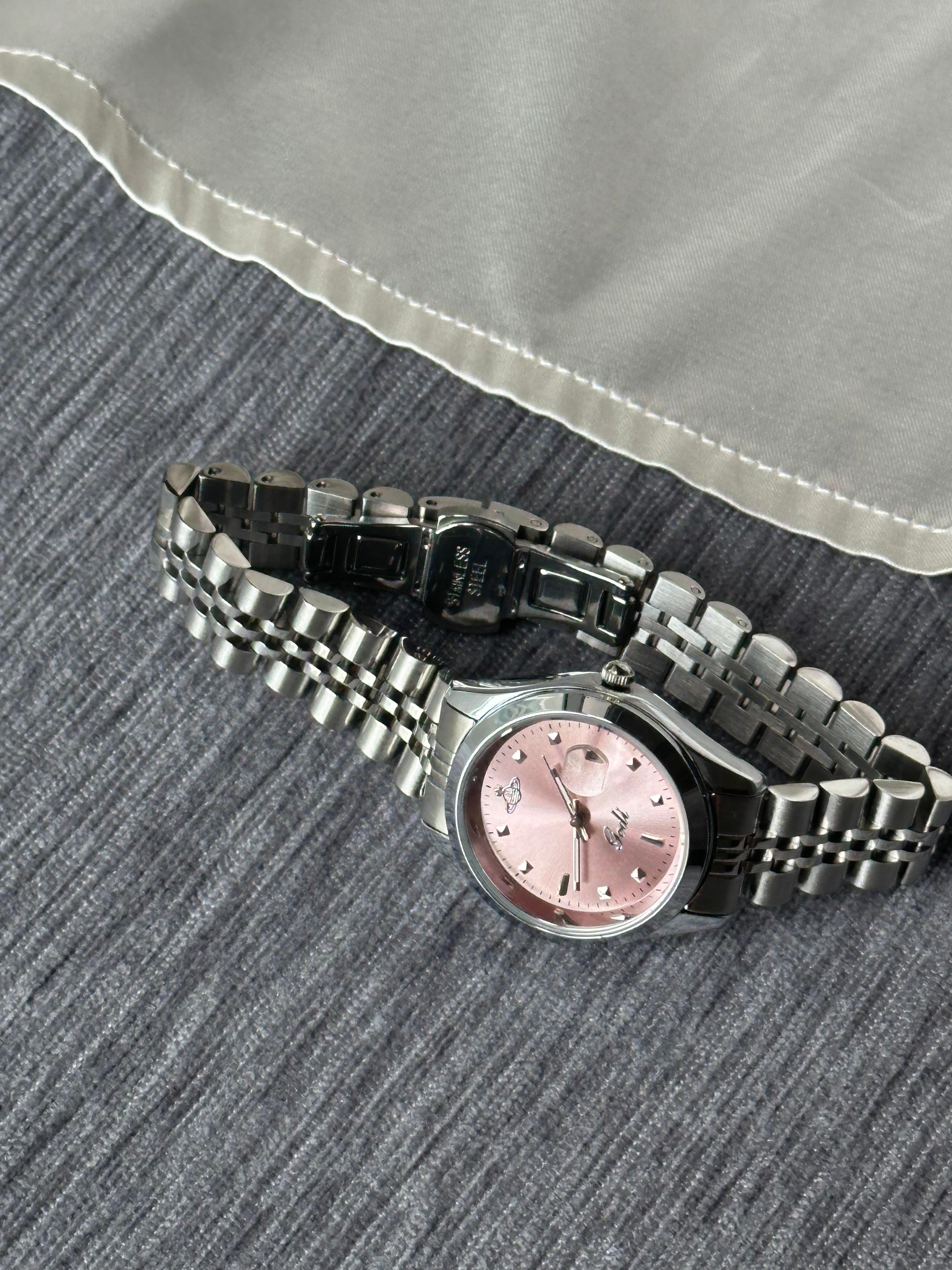 VW Little Camberwell Watch - Pink
