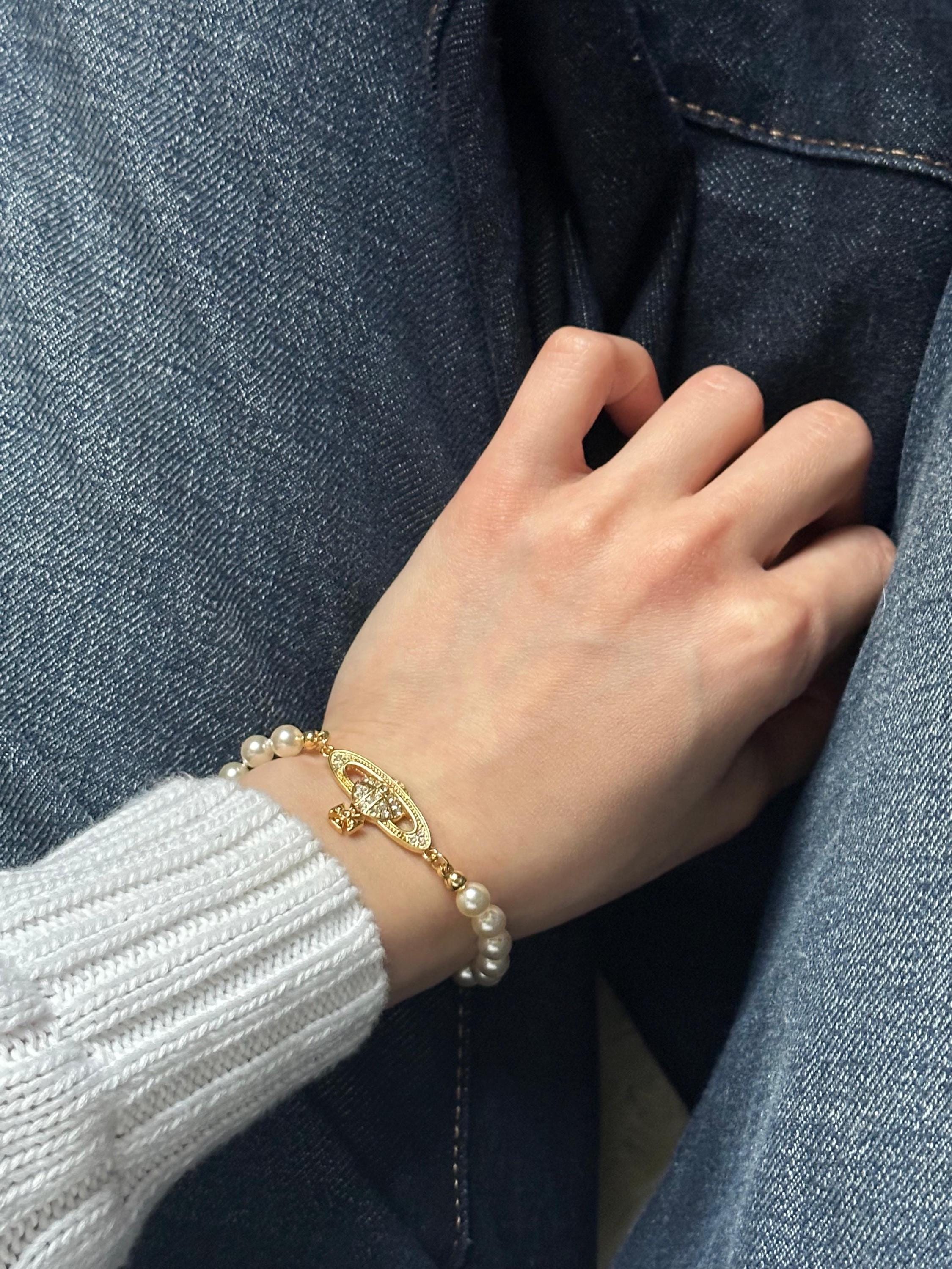 Vivienne Westwood Women's Mini Bas Relief Pearl Bracelet