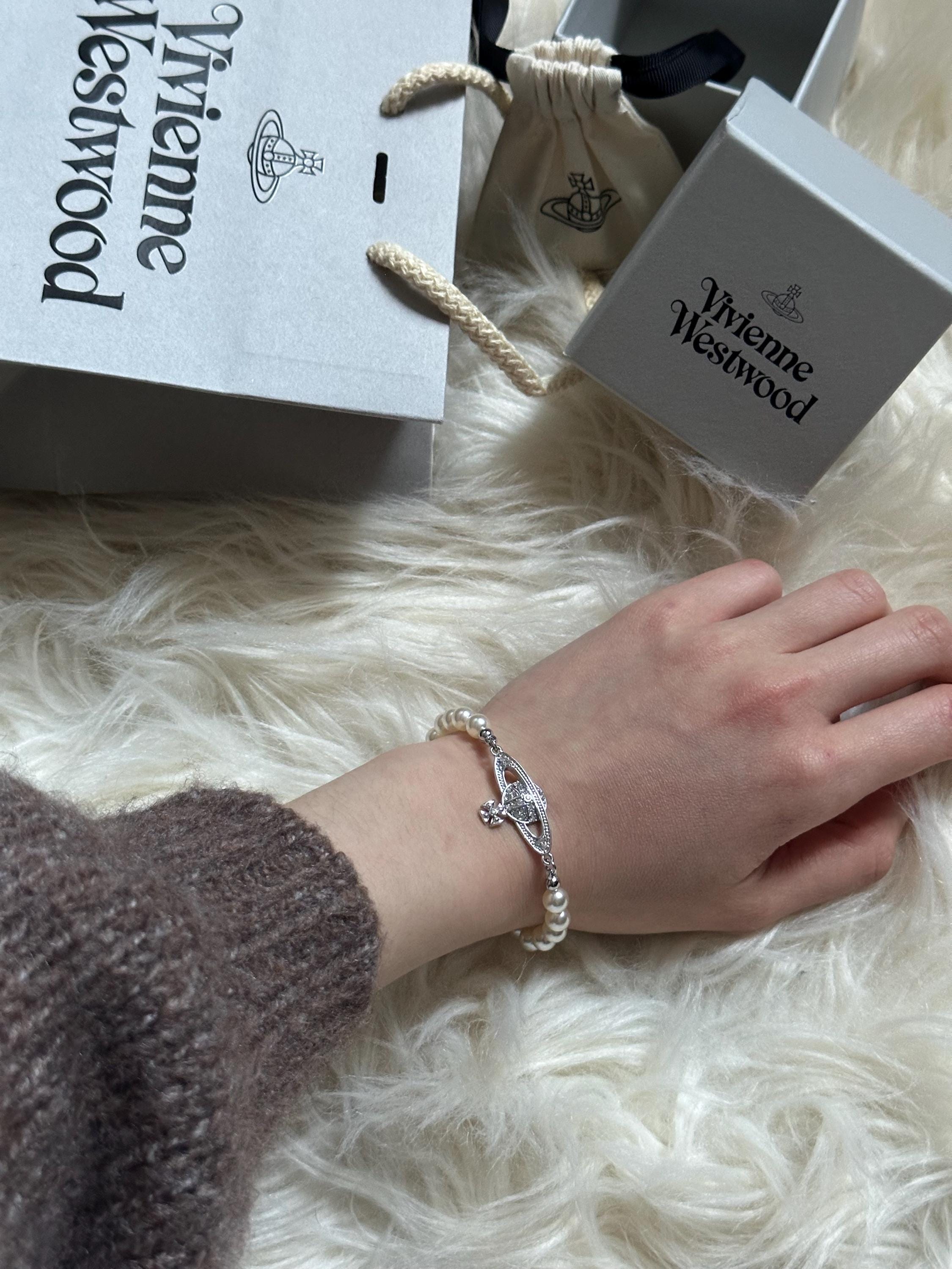 Vivienne Westwood Women's Mini Bas Relief Pearl Bracelet