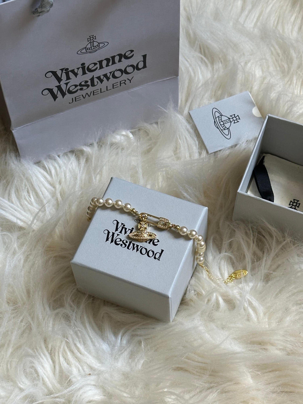 Vivienne Westwood Women’s Lucrece Pearl Bracelet