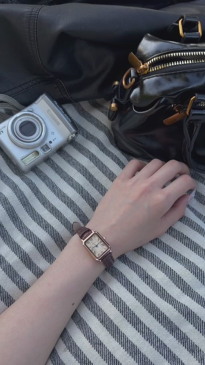 Vintage Roman Square Watch - Brown