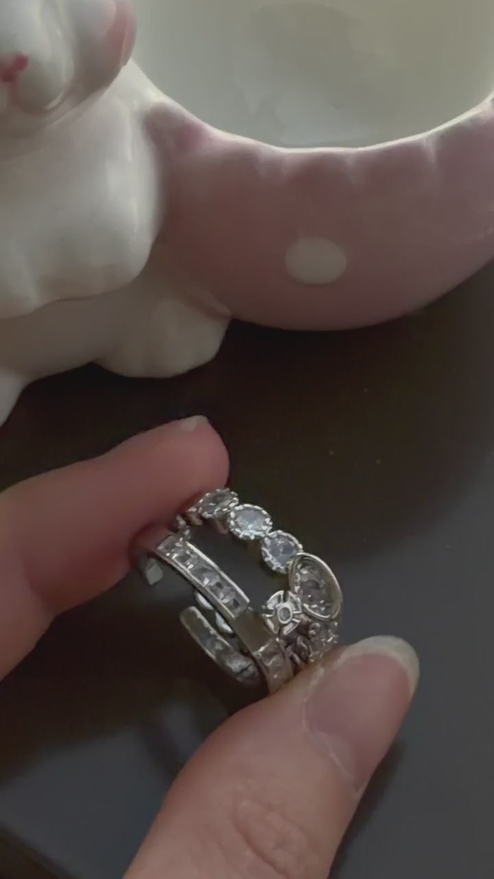 VW Crystal Orb Double Ring - Silver