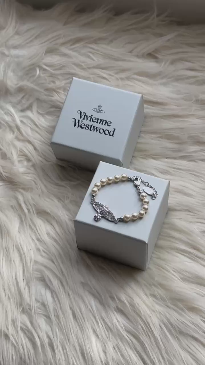 VW Mini Bas Relief Pearl Bracelet - Silver