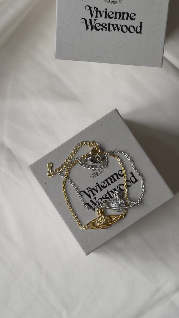 VW Mayfair Bas Relief Bracelet - Silver