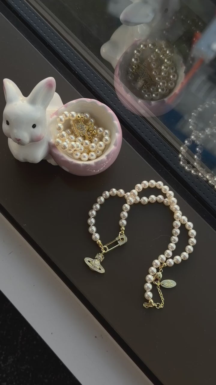 VW Lucrece Pearl Necklace - Gold